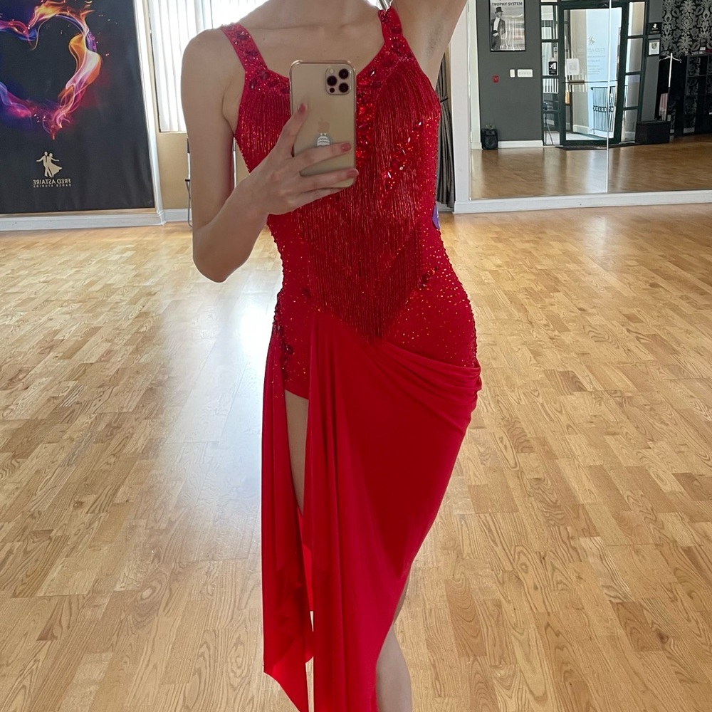 Cherry Red 🍒 Dress Size Small